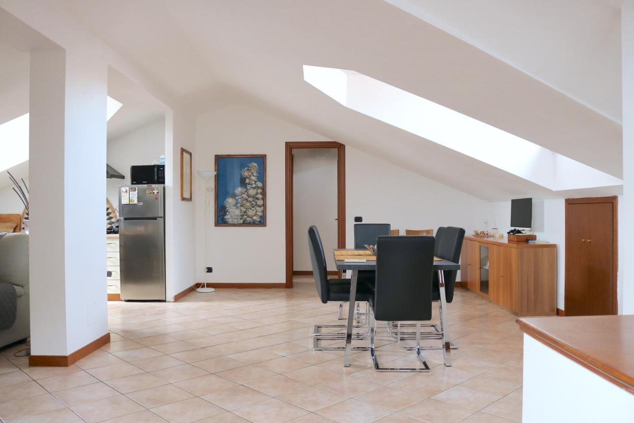 Lovely Apartment Near Canal - Via Foscolo Corsico Esterno foto