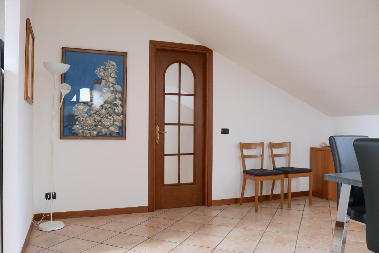 Lovely Apartment Near Canal - Via Foscolo Corsico Esterno foto